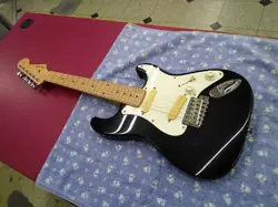 FENDER / MST-32