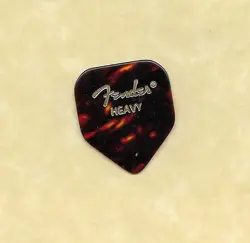 1 FENDER HEAVY GAUGE GUITAR PICK 330 HOMEPLATE SHAPE 1990'S CELLULOID - 1 PICK