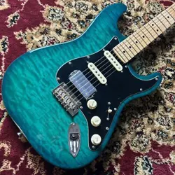 FENDER AM SHOWCASE ST SSH M OUR EXCLUSIVE MODEL 3.64KG