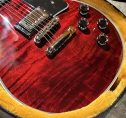 GLOSS RED