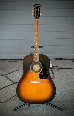 J-45 EPIPHONE