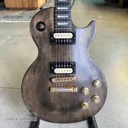 DARK WOOD STAIN
