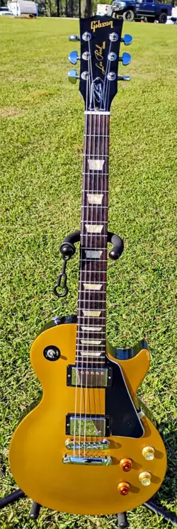 2011 GIBSON JOE BONAMASSA SIGNATURE LES PAUL STUDIO GOLD TOP WITH ORIGINAL CASE