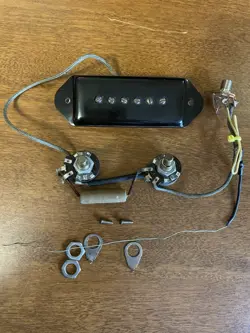 P90 WITH HARNESS