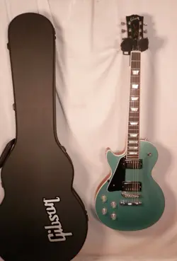 MODERN LEFTY