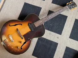 ELECTRIC ACOUSTIC GUITAR GIBSON ES-125 SUNBURST 1956