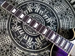 MODEL~ LES PAUL