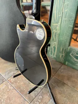 GUITAR EBONY BLACK