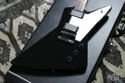 GIBSON â€˜76 EXPLORER 2012 EBONY W/ EMG 81 & 85 PICKUPS ELECTRIC GUITAR W/HC