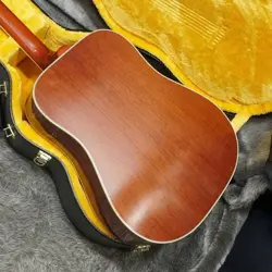 GIBSON 1960 HUMMINGBIRD  BRIDGE HERITAGE CHERRY SUNBURST