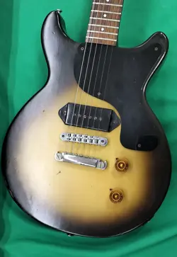 JUNIOR ELECTRIC GUITAR-02