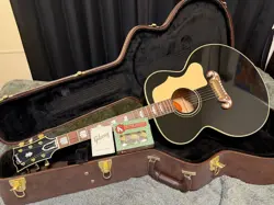 J-200 BLACK SITKA