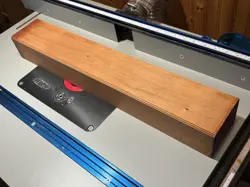 AFRICAN MAHOGANY GUITAR