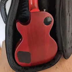 ELECTRIC GUITAR MAPLE