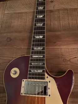 CHERRY SUNBURST WITH