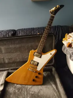 KORINA EPIPHONE EXPLORER