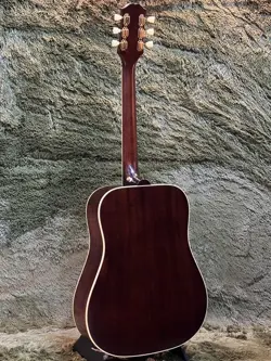 HUMMINGBIRD -AGED