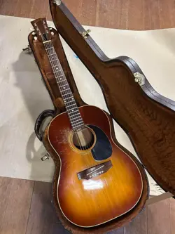 ACOUSTIC GUITAR MADE
