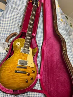 GIBSON LES PAUL STANDARD MURPHY LAB ELECTRIC GUITAR AGED FINISH FROM JAPAN