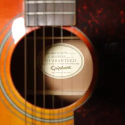 ACOUSTIC GUITAR GOOD