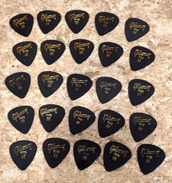 25 GIBSON PURE GUITAR PICKS - EARLY 90'S - 351 TYPE BLACK - MEDIUM .70 - .75MM