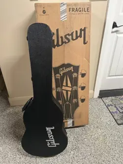MODERN GUITAR CASE
