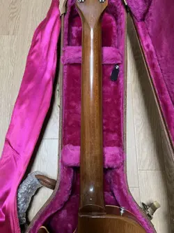 1993 ELECTRIC GUITAR