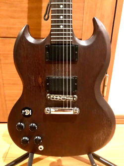 GIBSON USA SGJ LEFT-HAND SG GUITAR W/HARDCASE