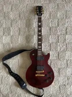 1990 GIBSON LES PAUL STUDIO WINE RED GOLD KNOBS WITH HARD CASE