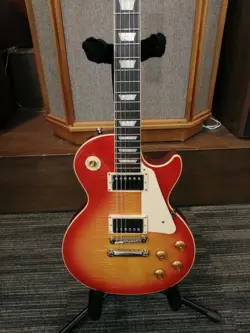 GIBSON LESPAUL STANDARD ELECTRIC GUITAR-02