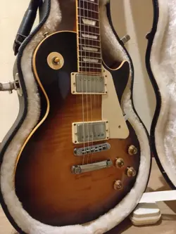 TRADITIONAL SIGNATURE SUNBURST