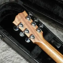 WALNUT SATIN