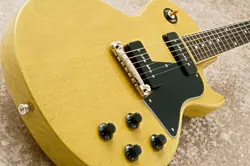 TV YELLOW-