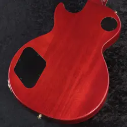 PAUL STUDIO WITH