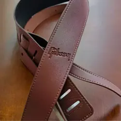 BASS STRAP BROWN