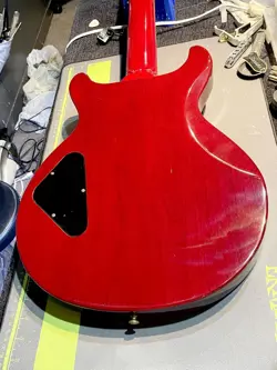 PLUS TRANS RED