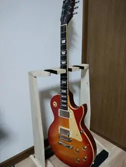 ELECTRIC GUITAR GIBSON LES PAUL STANDARD HERITAGE CHERRY SUNBURST WITH HARD CASE