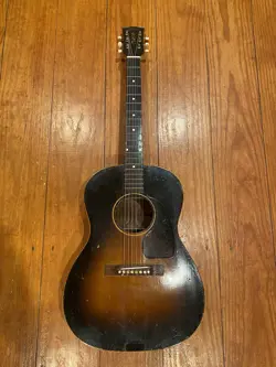 VINTAGE USA ACOUSTIC
