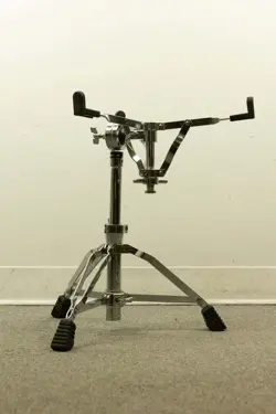 DRUM STAND