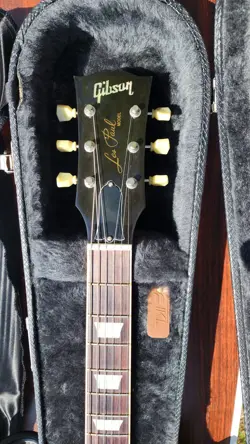 HARD CASE.
