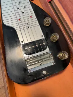 STEEL GUITAR