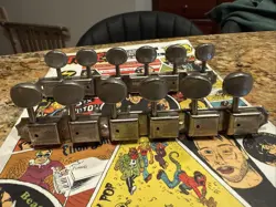 DELUXE METAL TUNERS