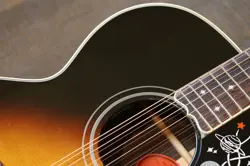 SIGNATURE SJ-200