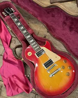 GIBSON USA LES PAUL CLASSIC 1996 CHERRY SUNBURST W/HARD CASE
