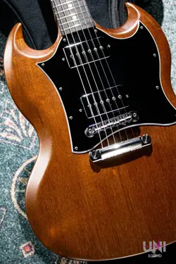 GIBSON SG TRIBUTE 2022 NATURAL WALNUT W/ KENT ARMSTRONG WPU900VC