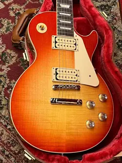 GIBSON USA LES PAUL STANDARD VINTAGE CHERRY SUNBURST W/HARD CASE BRAND NEW
