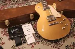 DELUXE #208740062