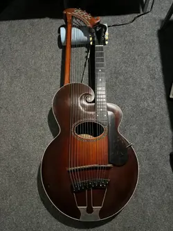GIBSON U HARP GUITAR WITH CASE