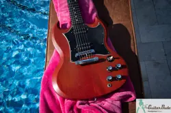 2004 GIBSON SG SPECIAL - CHERRY SATIN FINISH - EBONY FRETBOARD - W - PRO SET UP!