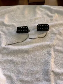 ONE SET OF 2 GIBSON T TOP DIRTY FINGERS PICK UPS FROM THE 1979